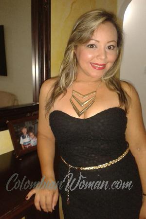 153283 - Jenifer Age: 46 - Colombia