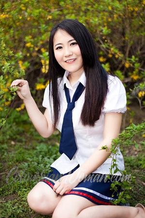 155167 - Huihui Age: 33 - China