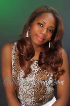 166660 - Elizabeth Age: 29 - Dominican Republic