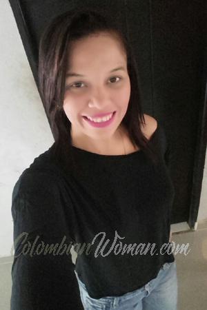 168098 - Adriana Age: 33 - Colombia