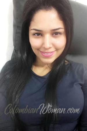 170510 - Ariana Age: 28 - Venezuela