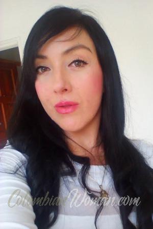 171211 - Naymme Age: 42 - Colombia