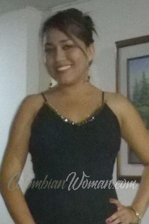 172113 - Liseth Age: 35 - Colombia
