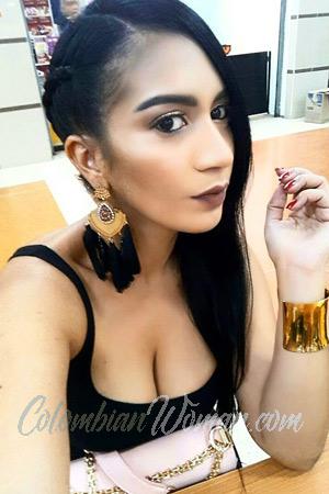 176235 - Margaret Age: 38 - Colombia