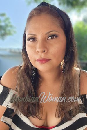 180070 - Anyela Age: 38 - Colombia