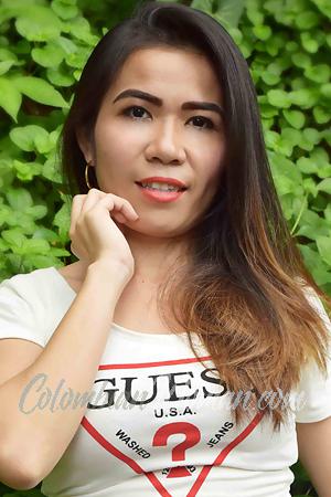180604 - Marian Jade Age: 32 - Philippines
