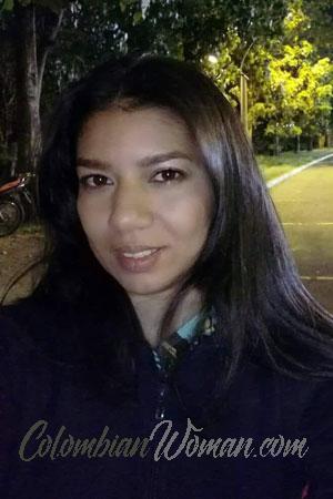 181992 - Yuly Andrea Age: 46 - Colombia