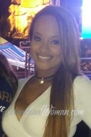 183296 - Dayana Age: 30 - Colombia