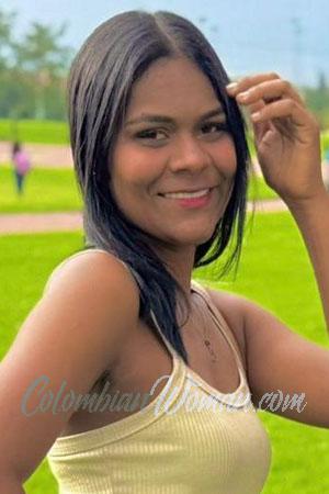 189218 - Maria Carolina Age: 25 - Colombia