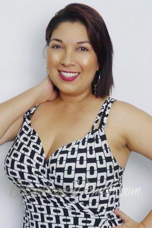 189683 - Giselle Age: 40 - Colombia