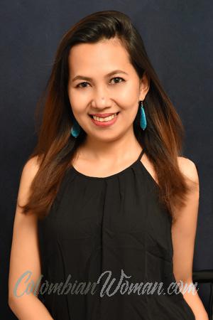 191001 - Aiza Marie Age: 41 - Philippines