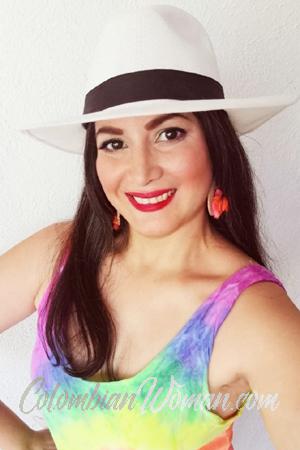 192065 - Walezka Age: 47 - Colombia