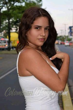 192519 - Estephania Age: 31 - Colombia
