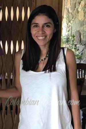 193292 - Alba Age: 47 - Colombia