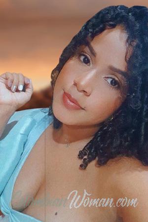 193594 - Yulieth Age: 34 - Colombia