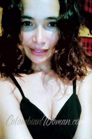 194231 - Dayana Age: 35 - Colombia