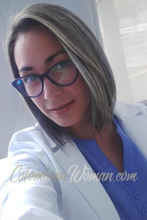 194828 - Mariu Age: 36 - Costa Rica