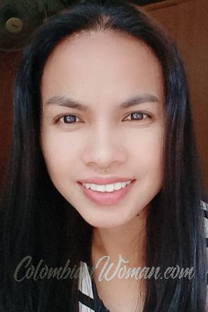 196998 - Natthanan Age: 44 - Thailand