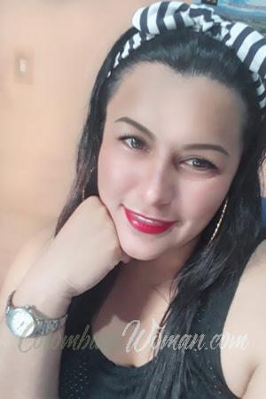 197134 - Nelly Age: 34 - Colombia