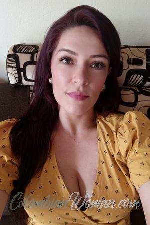 198923 - Sandra Age: 39 - Colombia