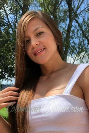 200029 - Juanita Age: 30 - Colombia