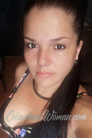 202790 - Yorleny Age: 44 - Costa Rica