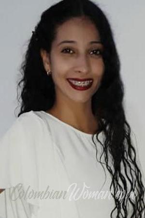 202792 - Yoleiny Age: 28 - Colombia