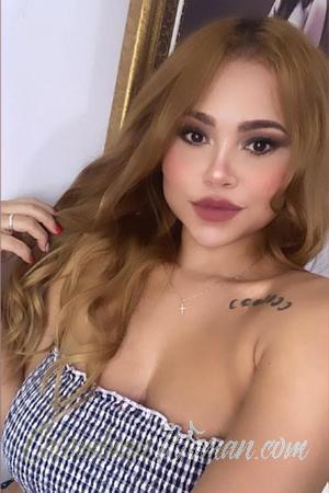 203211 - Cindy Age: 33 - Colombia