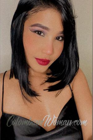 203521 - Paola Age: 33 - Colombia