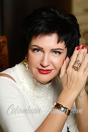 205572 - Elena Age: 52 - Russia
