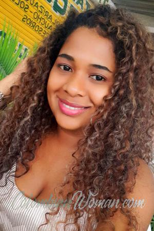 205916 - Yaneiris Age: 38 - Colombia