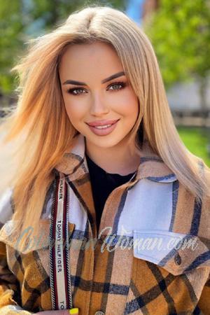 206922 - Iryna Age: 19 - Ukraine