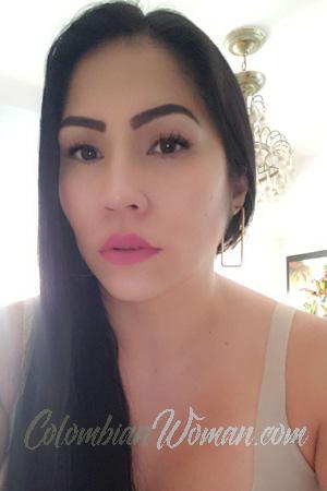 207049 - Nazly Age: 44 - Colombia