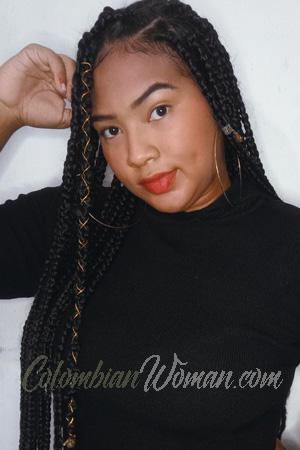 207351 - Ghirleyne Age: 27 - Colombia