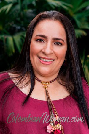 207513 - Yised Age: 44 - Colombia