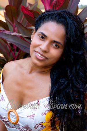 207684 - Eliana Age: 36 - Colombia