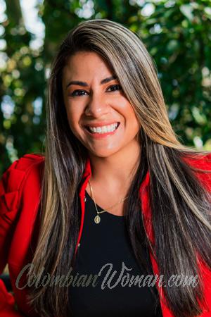 207832 - Natalia Age: 40 - Colombia