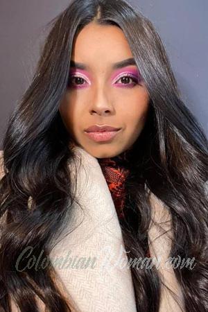 209130 - Estefania Age: 23 - Colombia