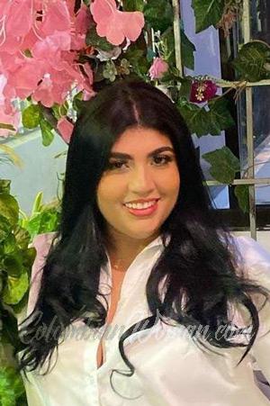 210695 - Andrea Age: 29 - Colombia