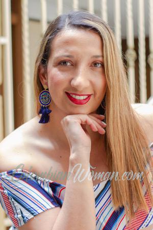 210700 - Karen Age: 38 - Colombia