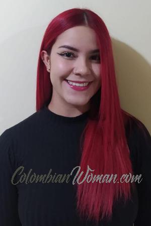 210914 - Laura Age: 26 - Colombia