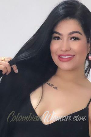 211138 - Wanda Age: 28 - Colombia