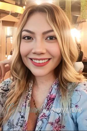 211996 - Brenda Age: 30 - Colombia