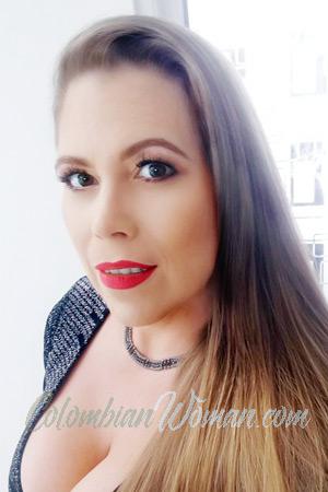 212004 - Giselle Age: 52 - Costa Rica