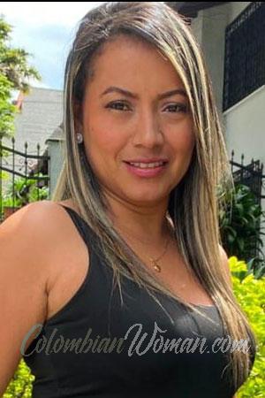 212020 - Yaned Age: 47 - Colombia