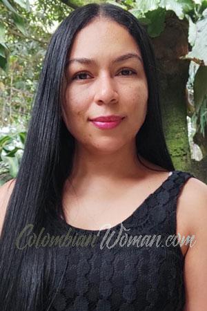 212160 - Monica Age: 41 - Colombia