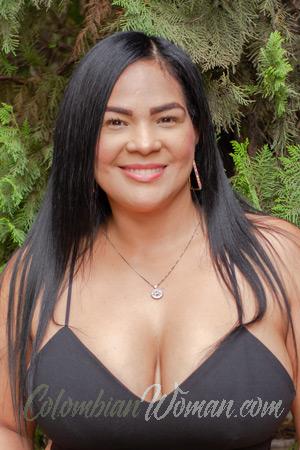 212250 - Monica Age: 45 - Colombia