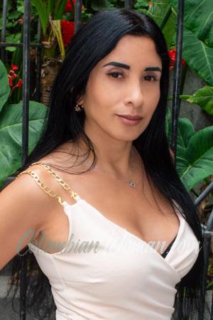 212312 - Patricia Age: 43 - Peru