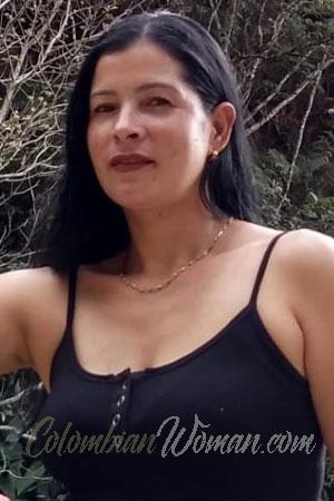 212325 - Migdalia Age: 40 - Colombia