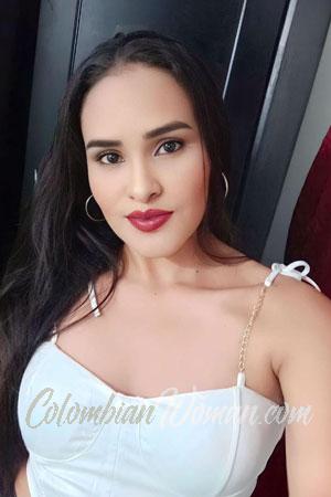 212543 - Linalba Age: 36 - Colombia